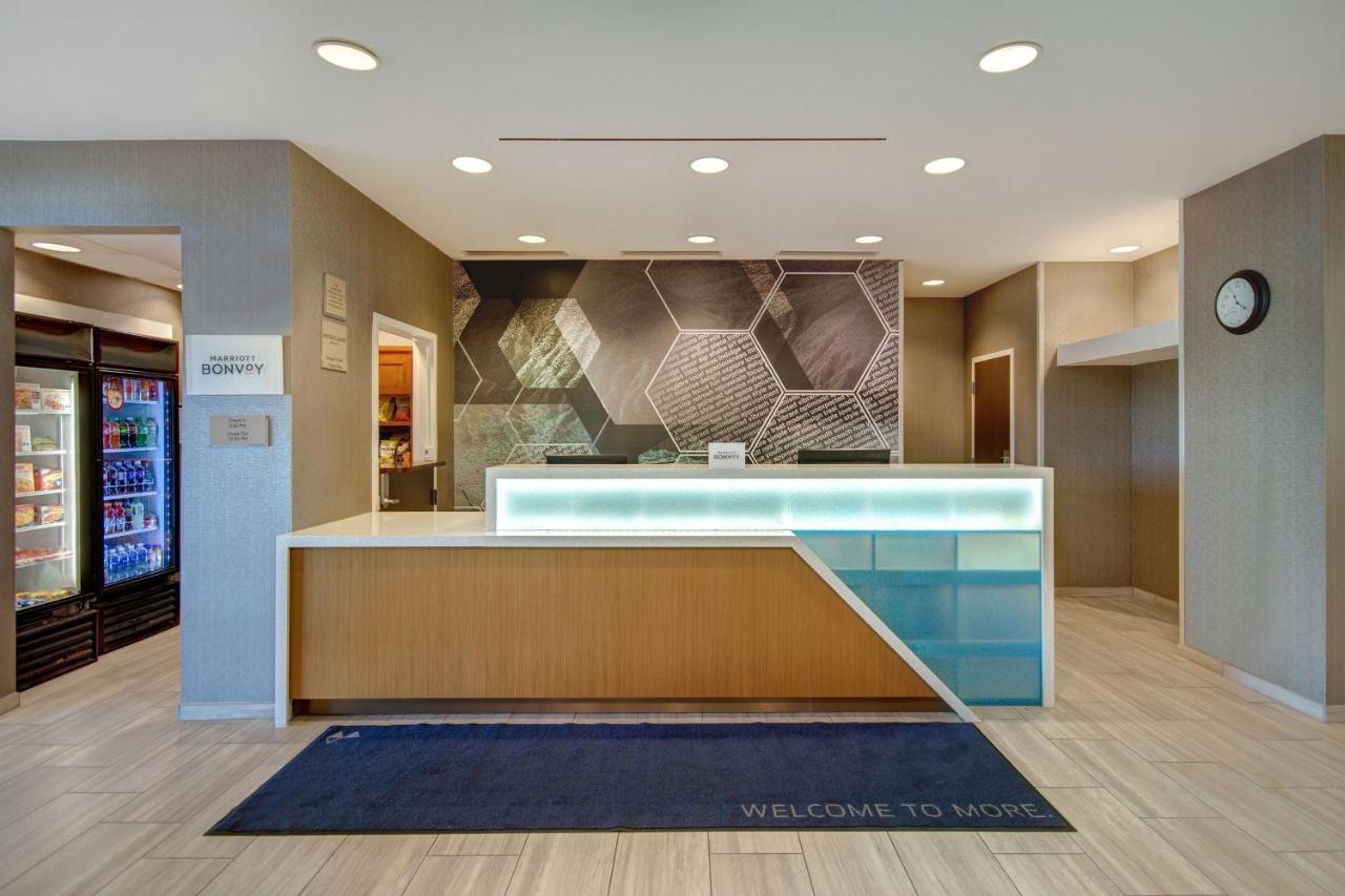 Springhill Suites Erie Kearsarge Exterior photo